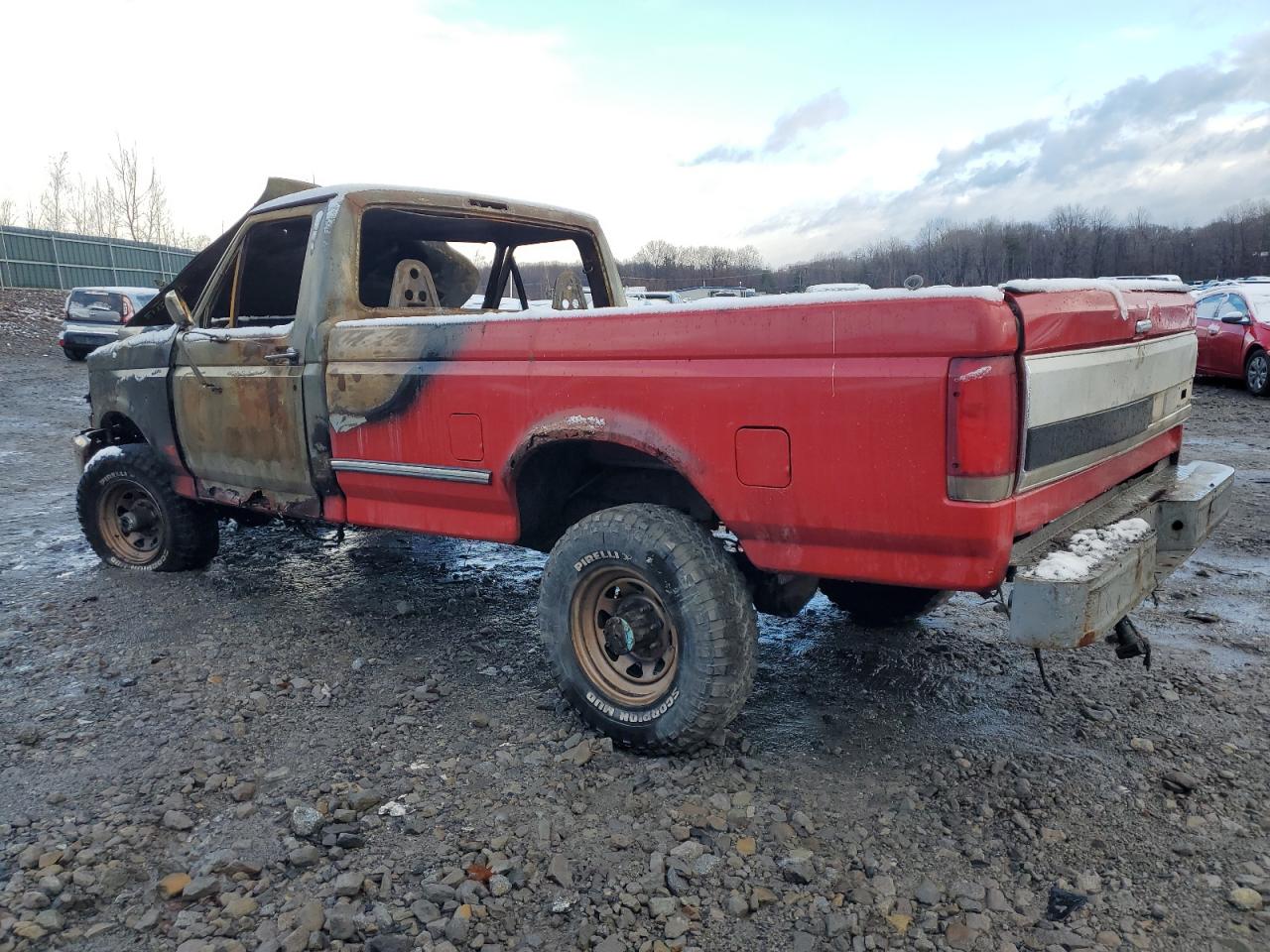 Image 2 of 1996 FORD F250  1996 with VIN 2FTHF26F2TCA59038