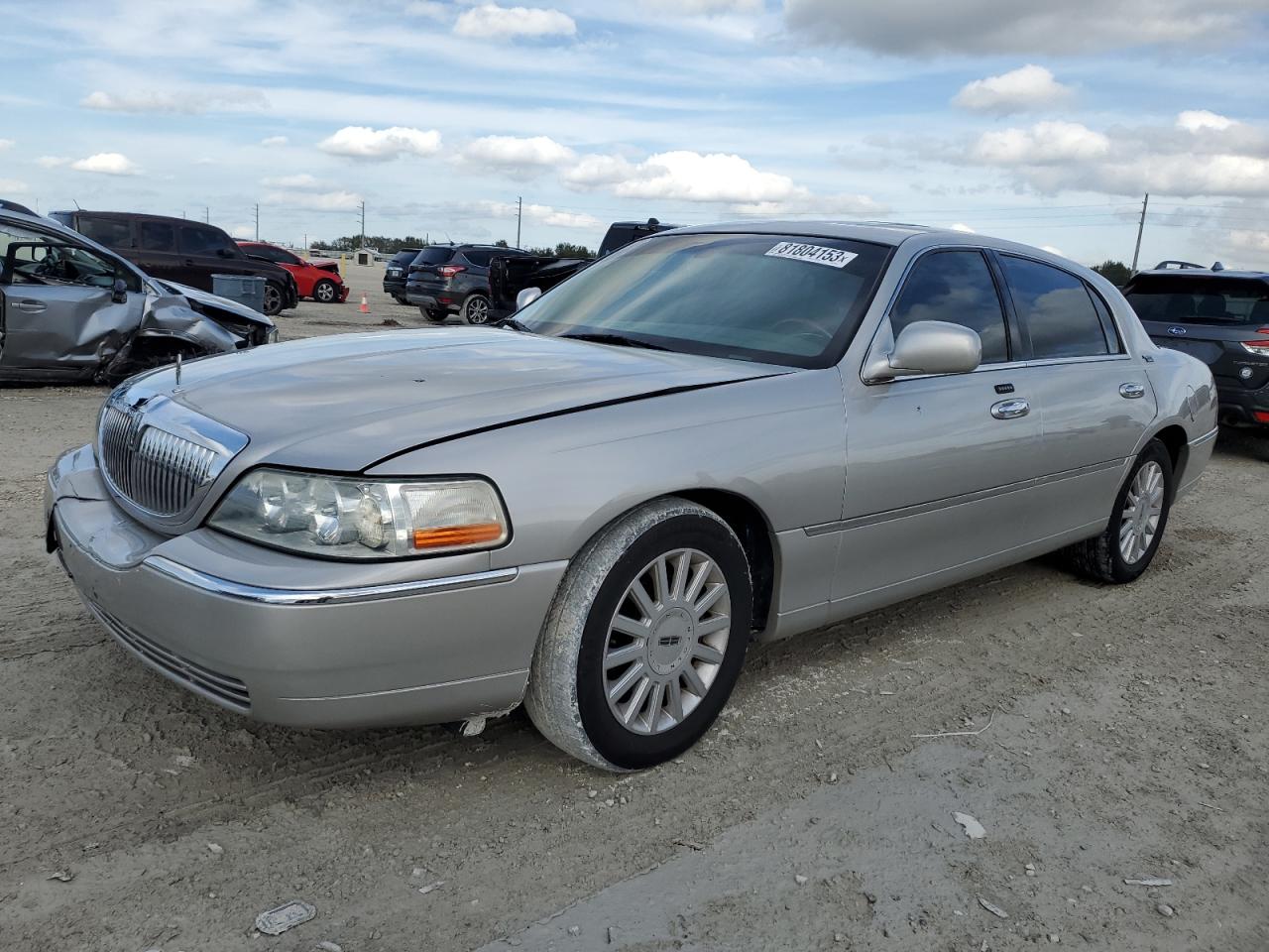 Изображение 2005 LINCOLN TOWN CAR SIGNATURE LIMITED 2005