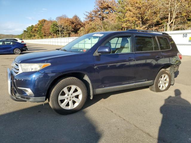Image 1 of 2012 TOYOTA HIGHLANDER BASE 2012 with VIN 5TDBK3EH9CS147907