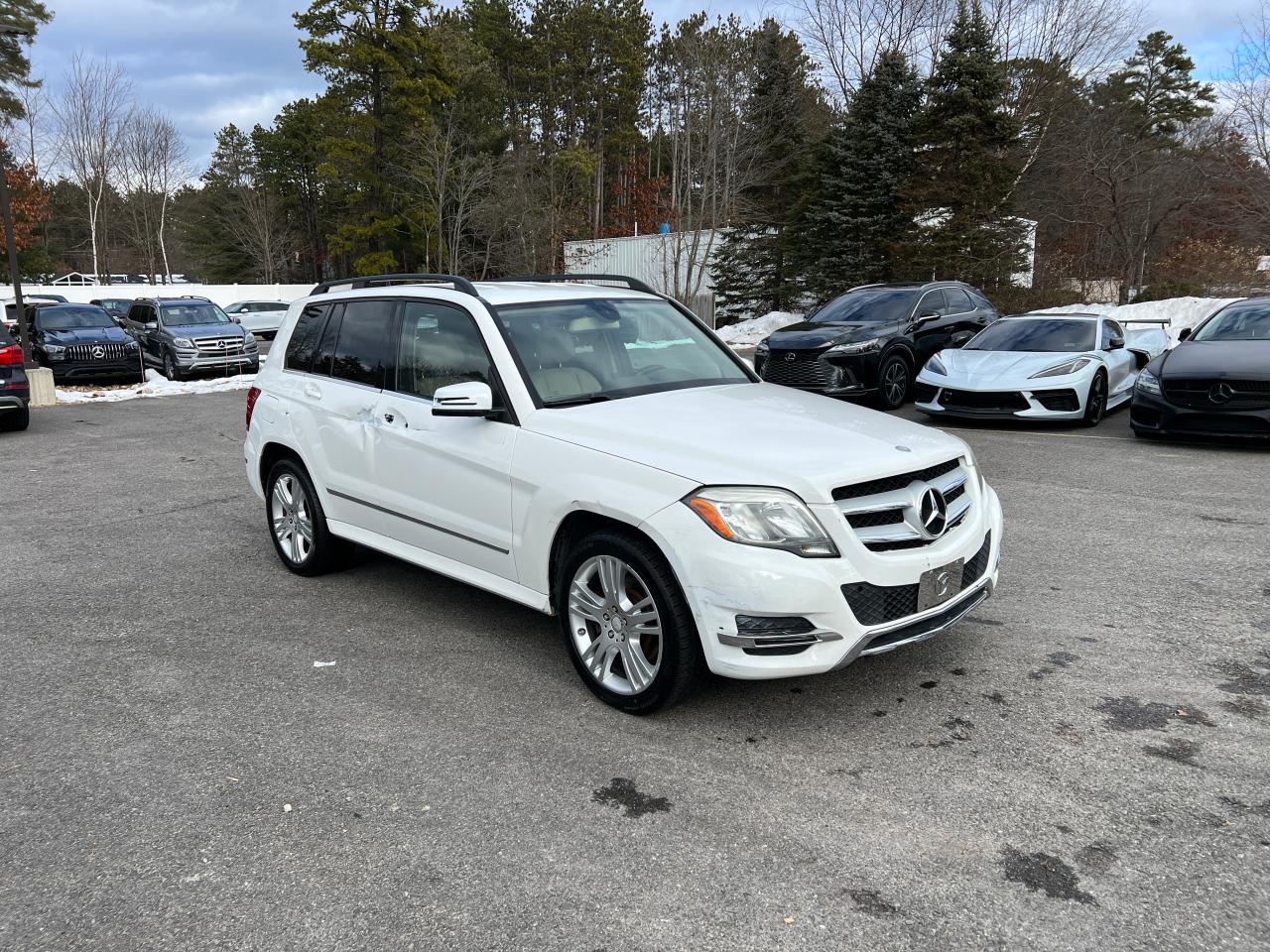 Image 2 of 2015 MERCEDES-BENZ GLK 350 2015 with VIN WDCGG5HB2FG395287