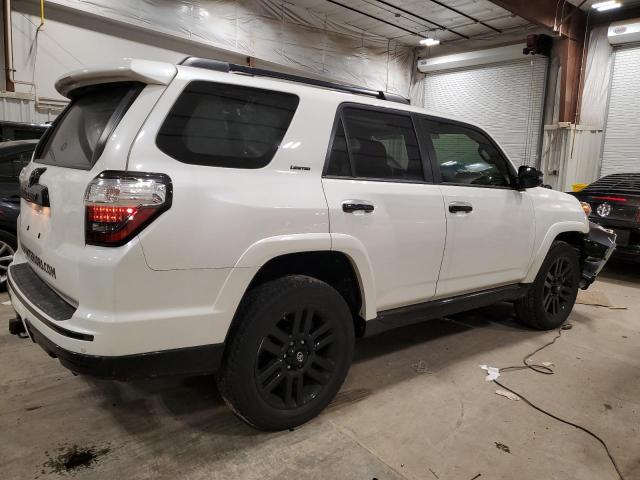 Image 3 of 2019 TOYOTA 4RUNNER SR5 2019 with VIN JTEBU5JR7K5694422