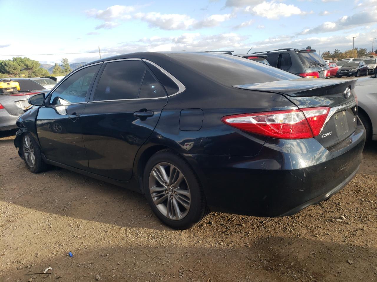 Obraz 2 z 2015 TOYOTA CAMRY LE 2015 z VIN 4T1BF1FK0FU028819