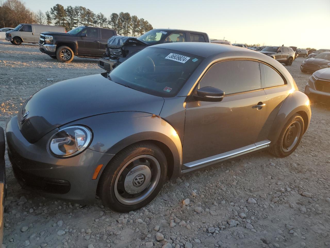 2012 VOLKSWAGEN BEETLE  2012 image