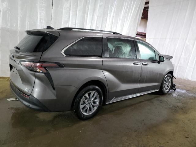 Image 3 of 2023 TOYOTA SIENNA XLE 2023 with VIN 5TDYRKEC7PS160679