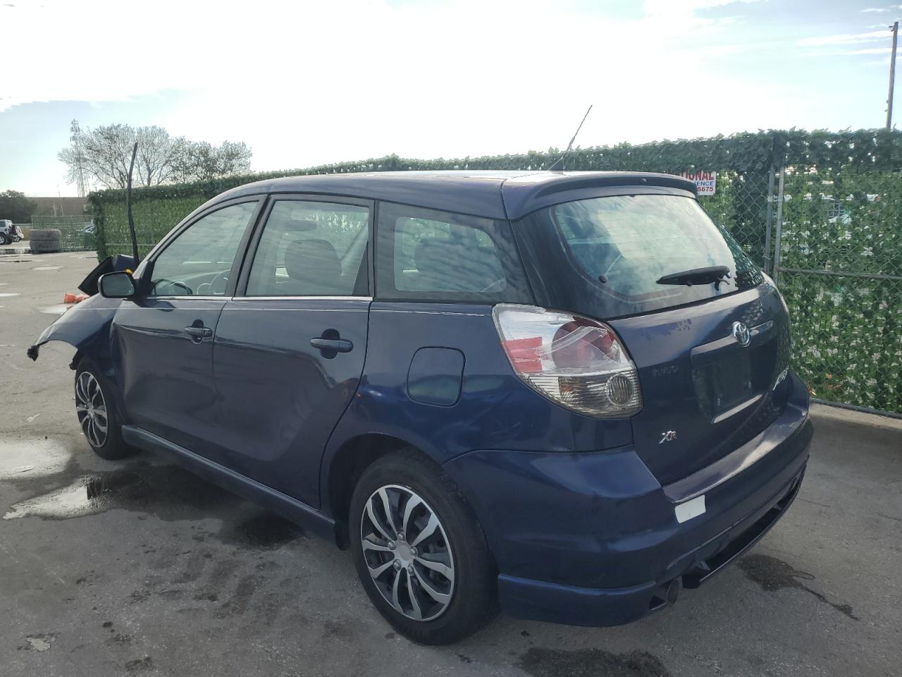Изображение 2 2005 TOYOTA COROLLA MATRIX XR 2005 с VIN 2T1KR32E25C338361