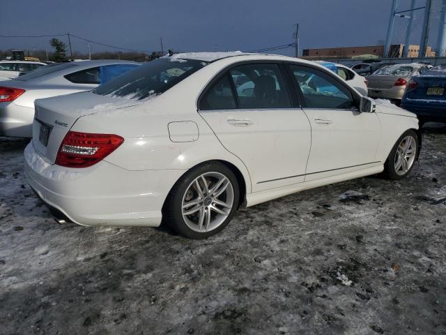 Image 3 of 2013 MERCEDES-BENZ C 300 4MATIC 2013 with VIN WDDGF8AB7DR250466