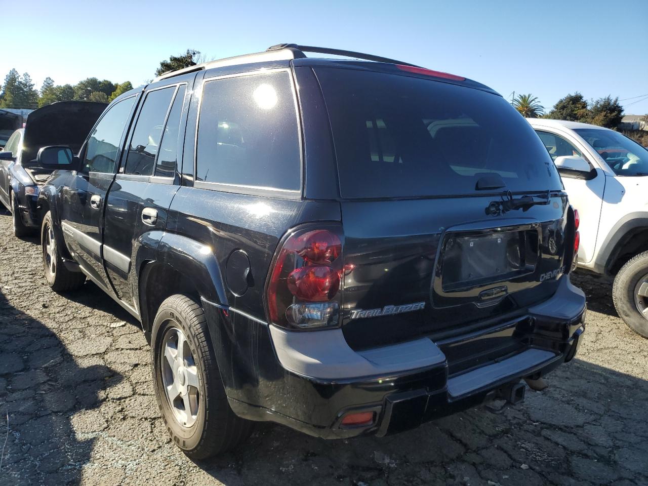Obraz 2 z 2004 CHEVROLET TRAILBLAZER LS 2004 z VIN 1GNDT13S242126292