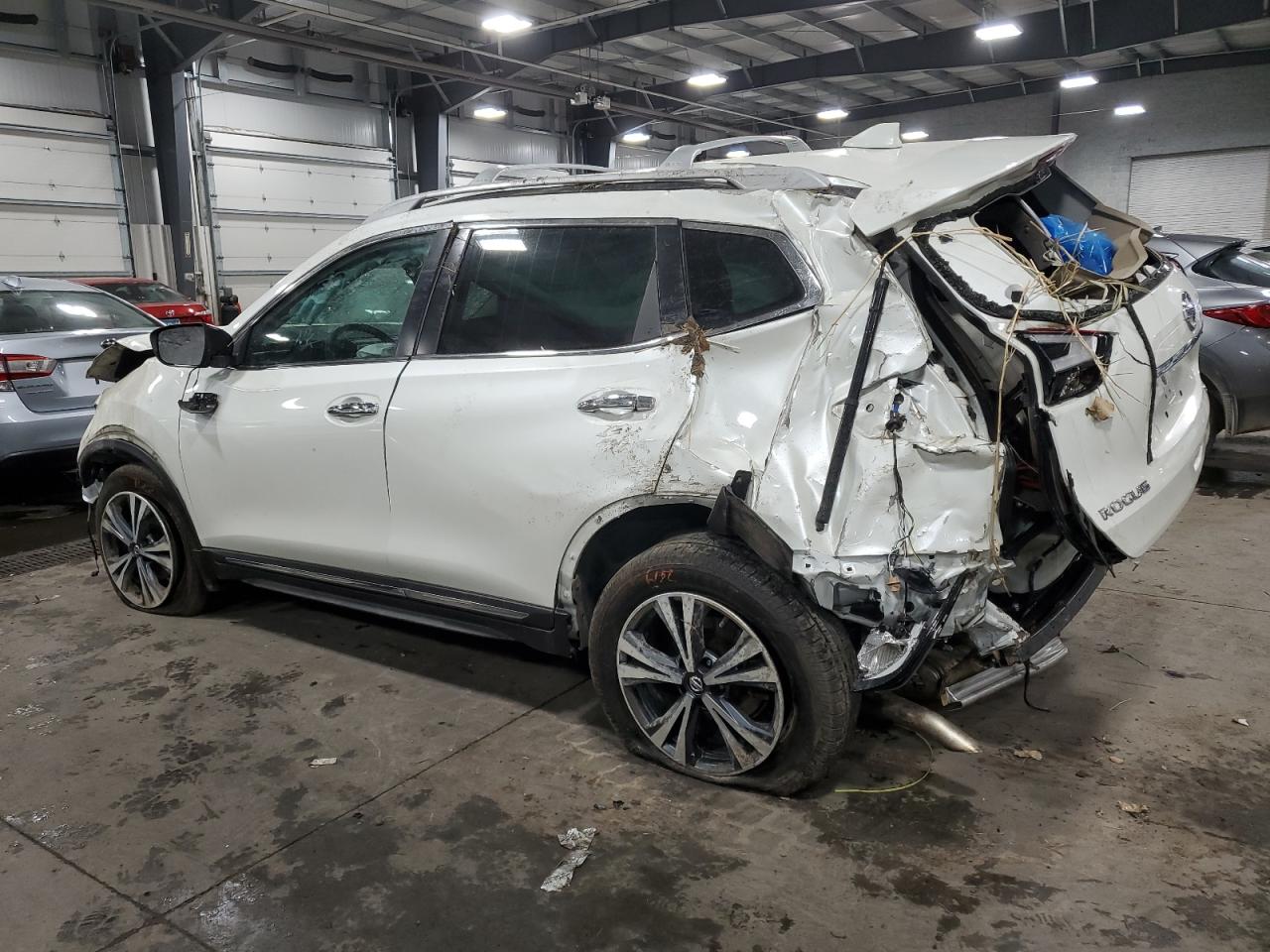 Изображение 2 2018 NISSAN ROGUE S 2018 с VIN 5N1AT2MV8JC774375