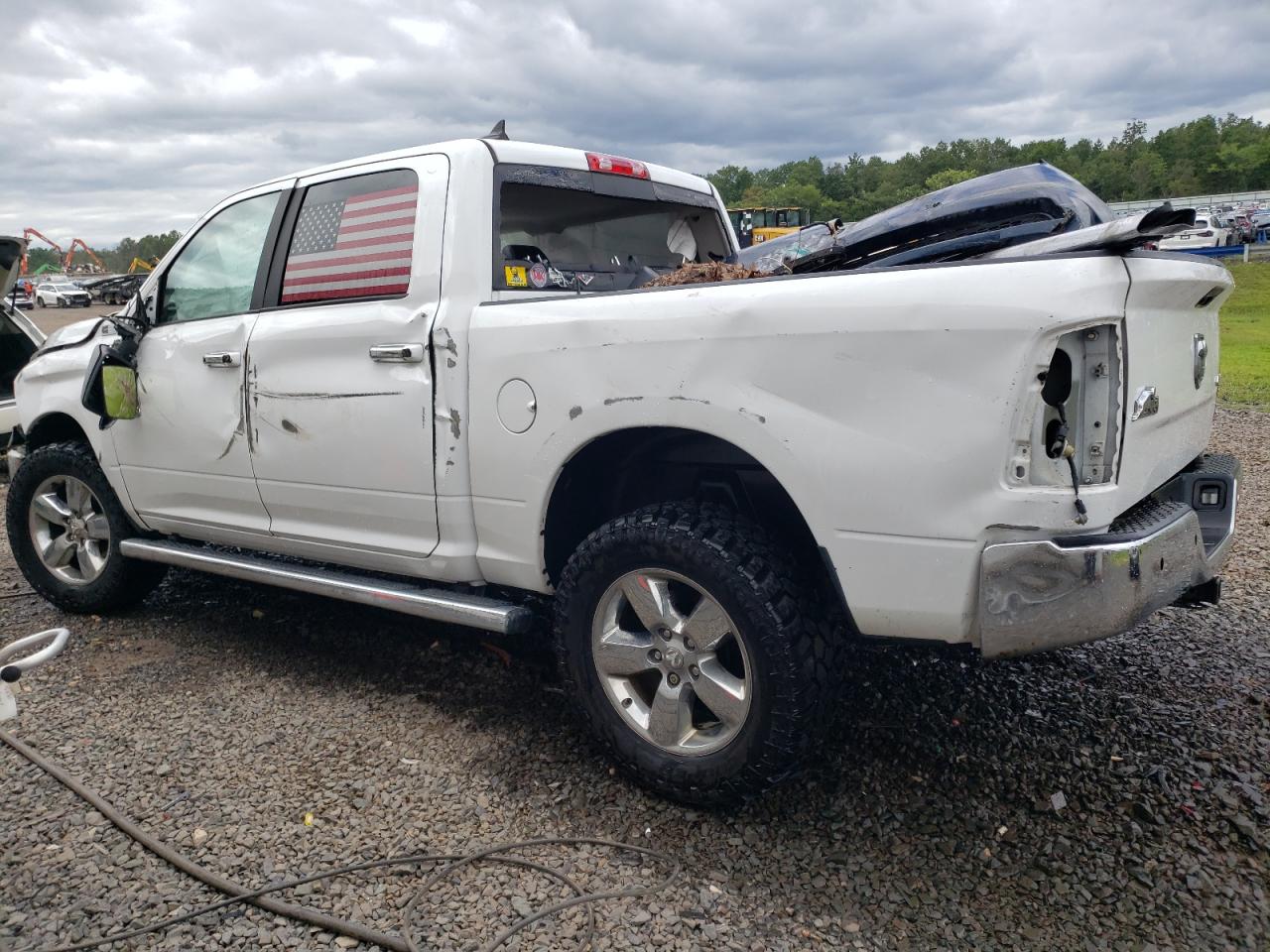 Obraz 2 z 2017 RAM 1500 SLT 2017 z VIN 1C6RR7LG5HS733179