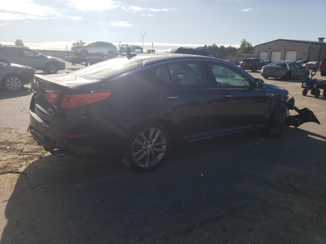 Изображение 3 2015 KIA OPTIMA SX 2015 с VIN 5XXGR4A65FG362489
