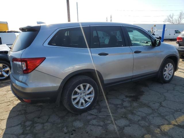 Obraz 3 z 2021 HONDA PILOT LX 2021 z VIN 5FNYF6H12MB011705