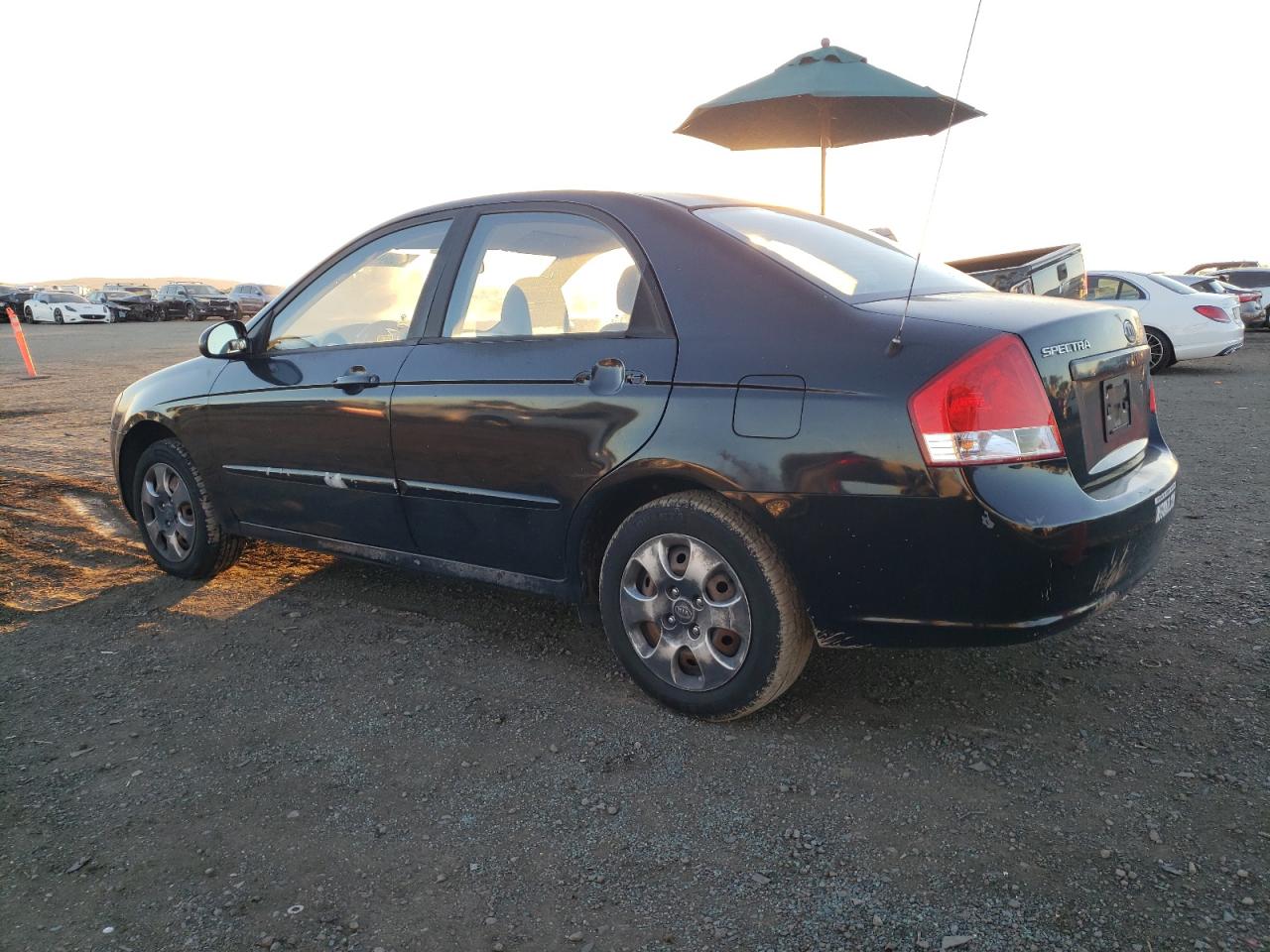 Image 2 of 2009 KIA SPECTRA EX 2009 with VIN KNAFE221895624607