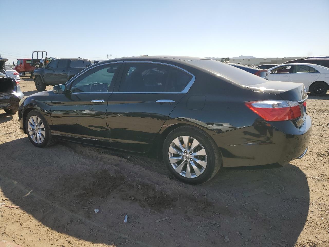 Image 2 of 2015 HONDA ACCORD EX 2015 with VIN 1HGCR2F76FA267604
