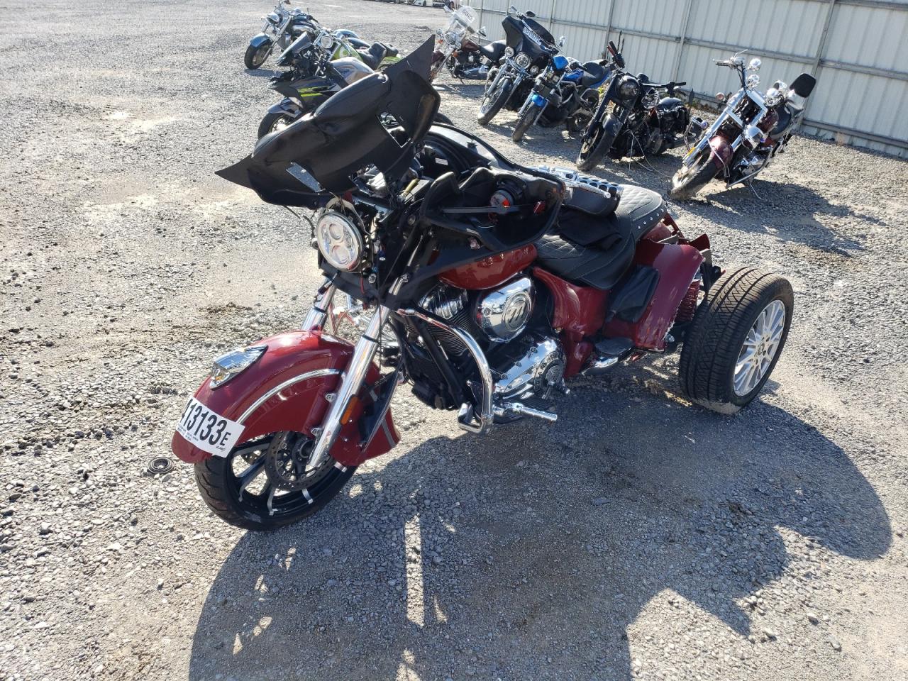 Изображение 2 2015 INDIAN MOTORCYCLE CO. CHIEFTAIN  2015 с VIN 56KTCAAA0F3326254