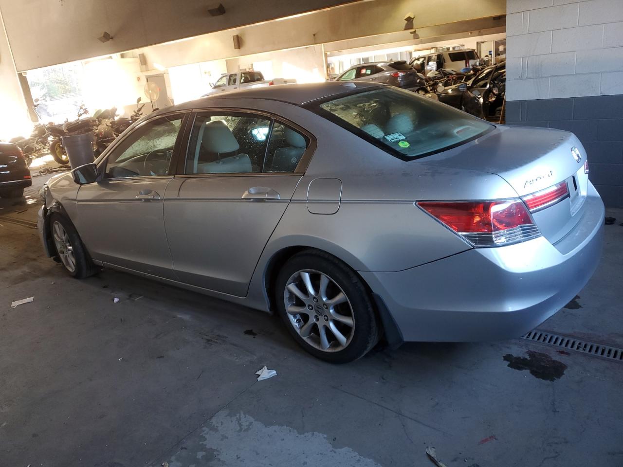 Image 2 of 2012 HONDA ACCORD EXL 2012 with VIN 1HGCP2F84CA135080