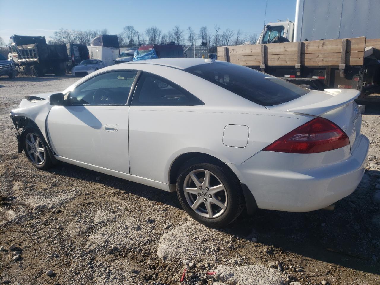 Image 2 of 2004 HONDA ACCORD EX 2004 with VIN 1HGCM82624A002920