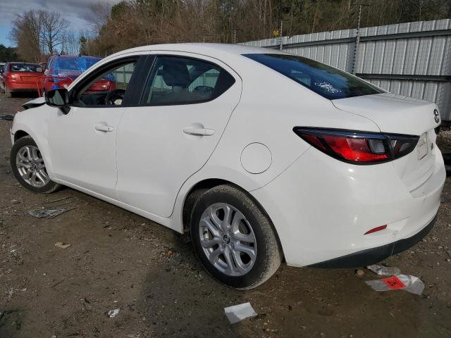 Image 2 of 2018 TOYOTA YARIS IA  2018 with VIN 3MYDLBYV5JY324560