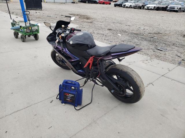 Obraz 3 z 2010 YAMAHA YZFR6  2010 z VIN JYARJ16E0AA020091