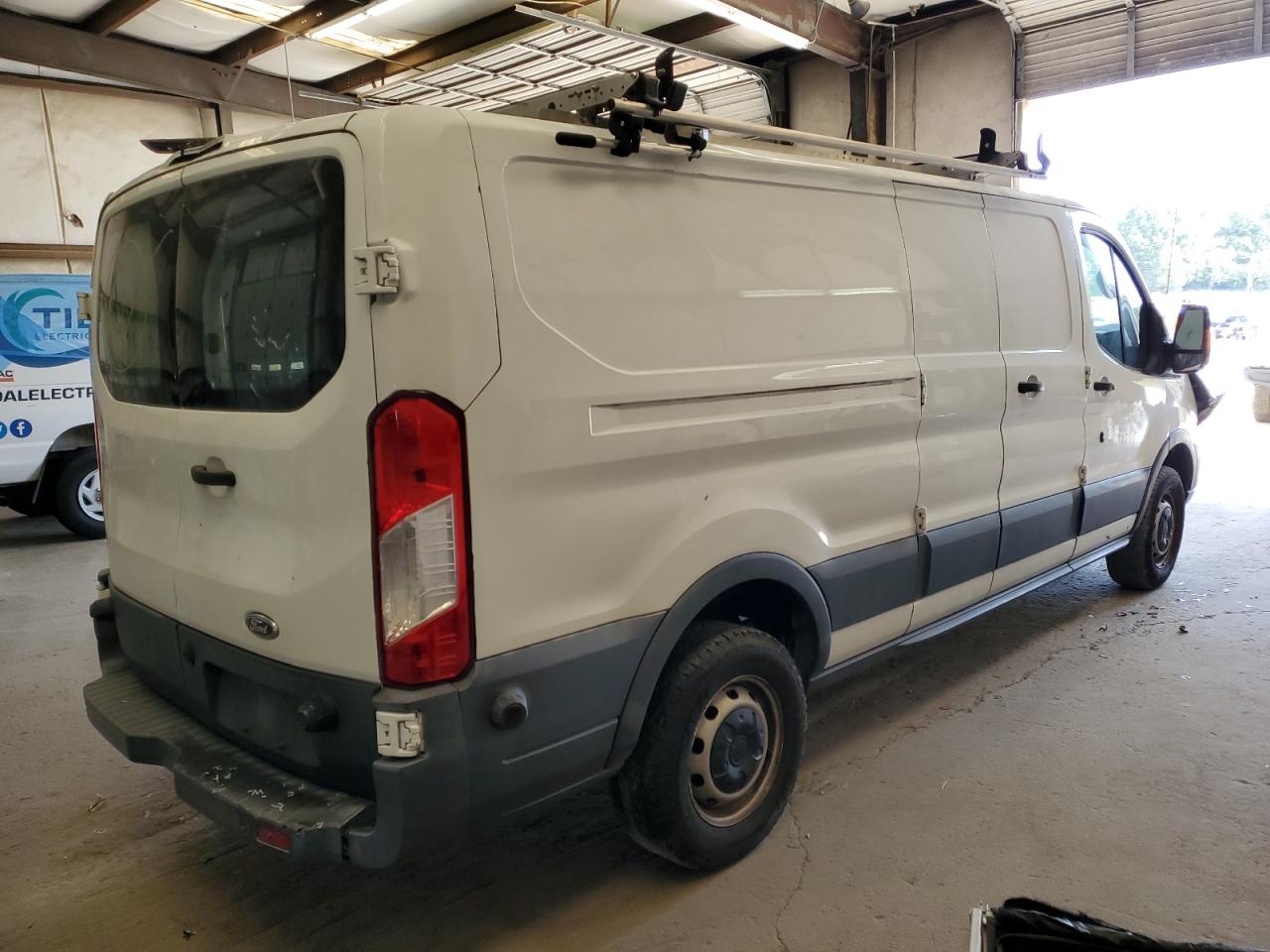 Image 3 of 2017 FORD TRANSIT T-250 2017 with VIN 1FTYR2ZM0HKA13504