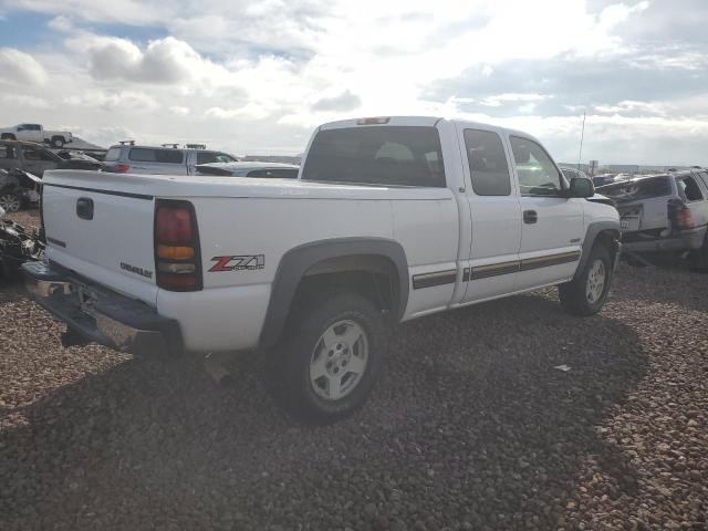 Image 3 of 2001 CHEVROLET SILVERADO K1500 2001 with VIN 1GCEK19T11E158726