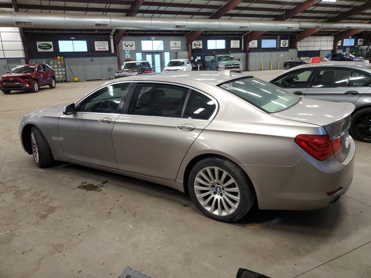 Image 2 of 2012 BMW 750 LI 2012 with VIN WBAKB8C55CC963226
