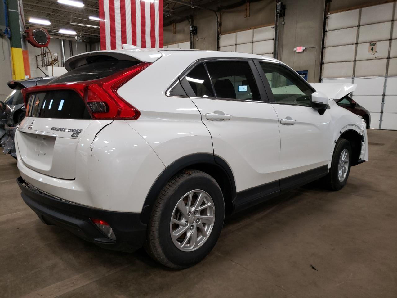 Obraz 3 z 2019 MITSUBISHI ECLIPSE CROSS ES 2019 z VIN JA4AS3AA0KZ018921