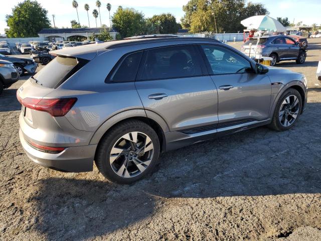 Obraz 3 z 2021 AUDI E-TRON PREMIUM 2021 z VIN WA1AAAGEXMB021192