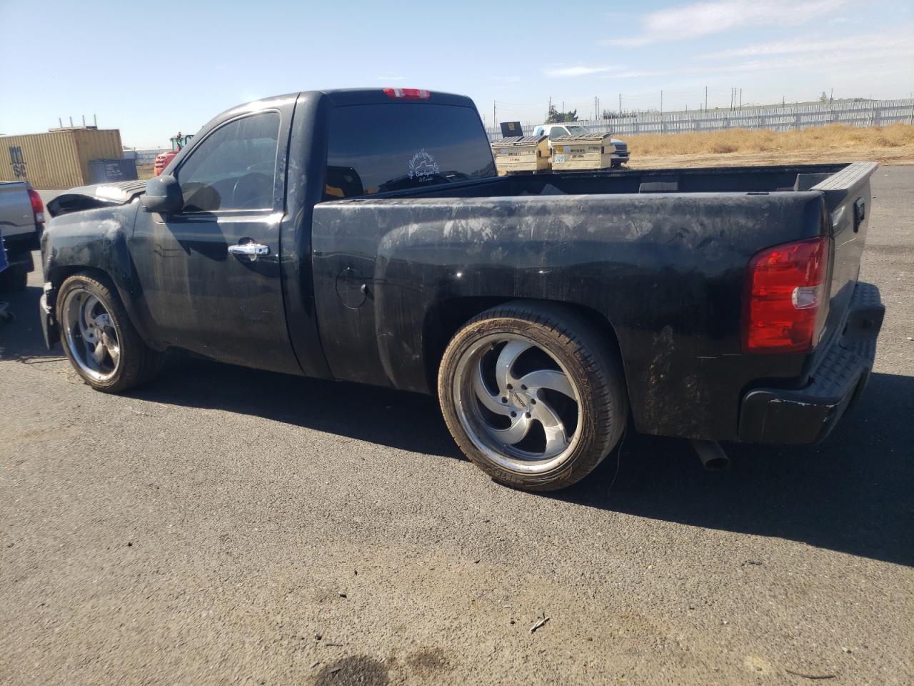 Image 2 of 2011 CHEVROLET SILVERADO C1500 2011 with VIN 1GCNCPEA3BZ465510