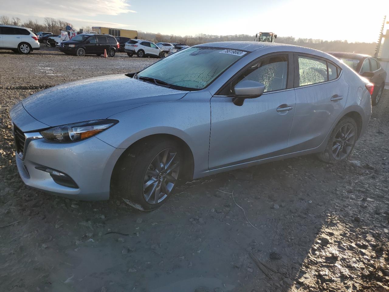 Изображение 1 2018 MAZDA 3 TOURING 2018 с VIN 3MZBN1V38JM215124