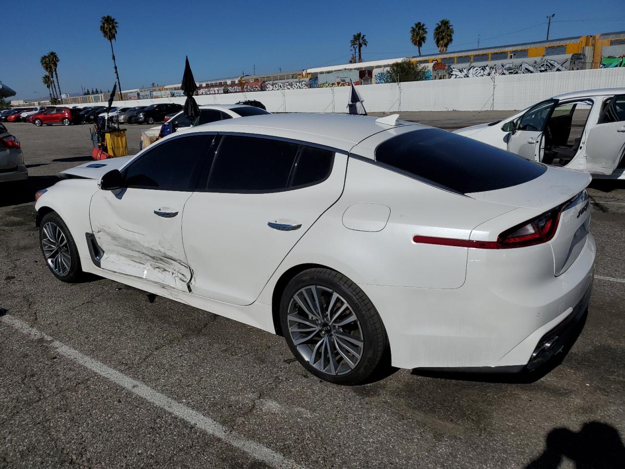 Obraz 2 z 2019 KIA STINGER  2019 z VIN KNAE15LA1K6065845