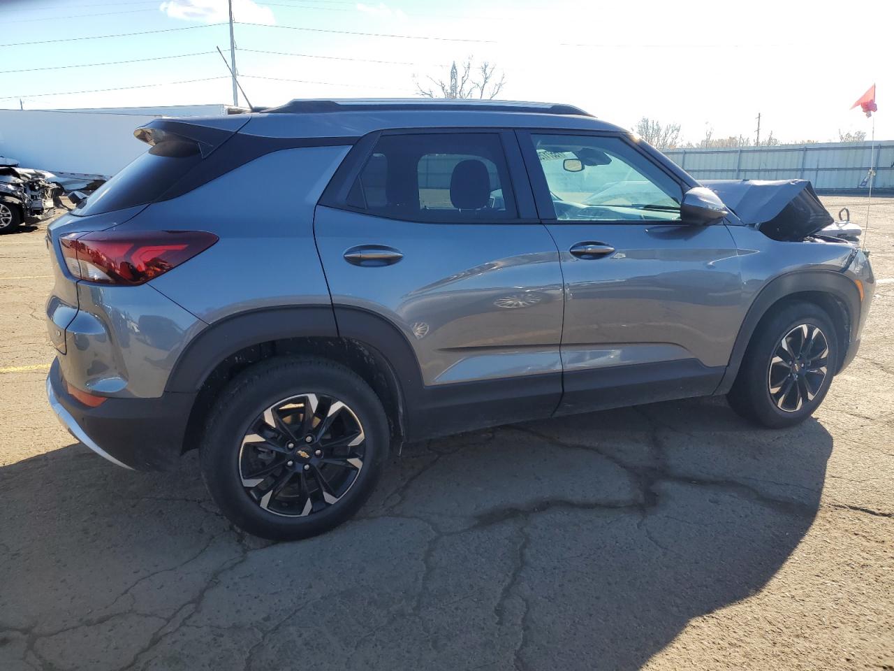 Image 3 of 2021 CHEVROLET TRAILBLAZER LT 2021 with VIN KL79MPSL5MB135199