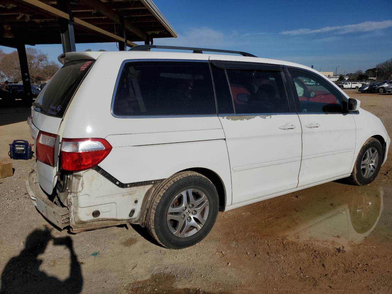 Image 3 of 2006 HONDA ODYSSEY EX 2006 with VIN 5FNRL38426B458351