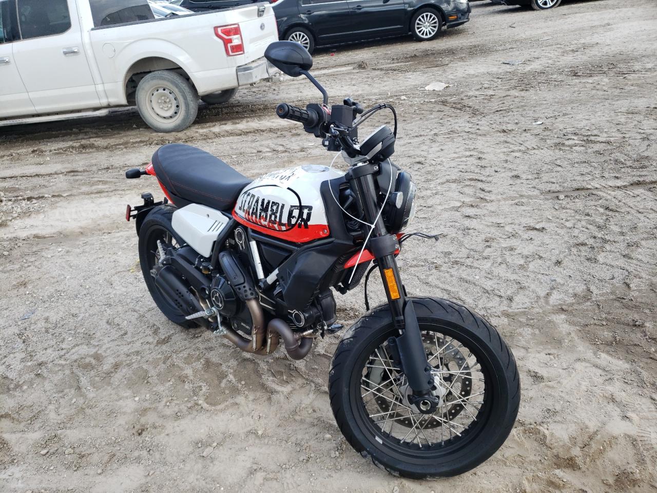 Ducati Scrambler Desert Sled 2022 image