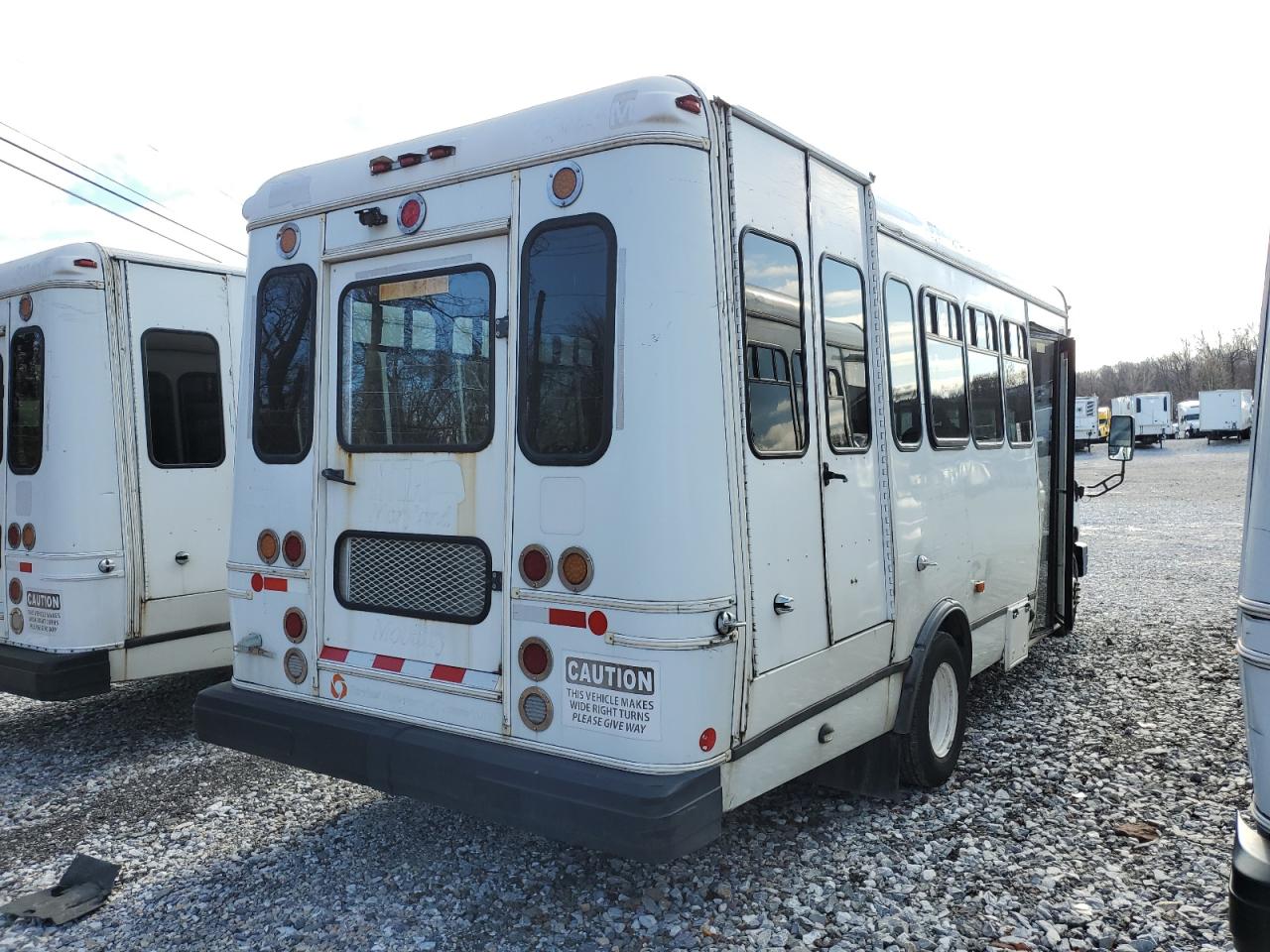 Изображение 3 2014 FORD ECONOLINE E450 SUPER DUTY CUTAWAY VAN 2014 с VIN 1FDFE4FS3EDB10080