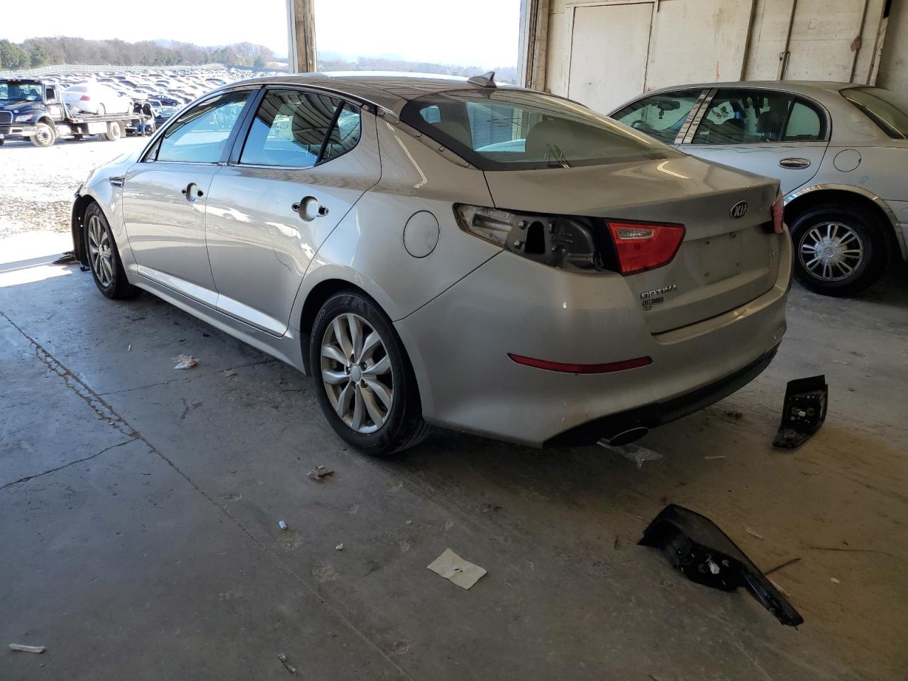 Image 2 of 2015 KIA OPTIMA LX 2015 with VIN 5XXGM4A79FG477202