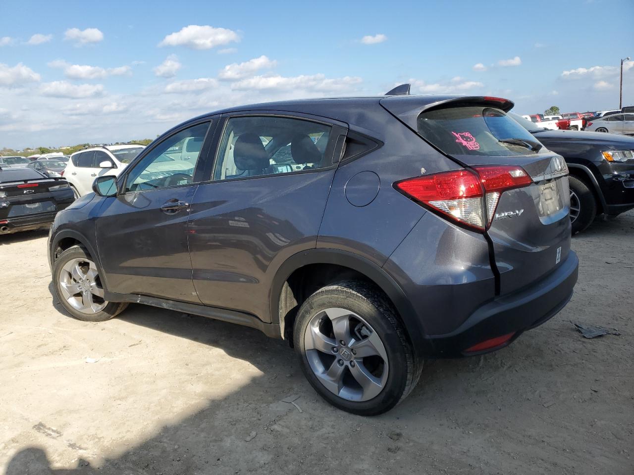 Изображение 2 2021 HONDA HR-V LX 2021 с VIN 3CZRU5H37MM711506