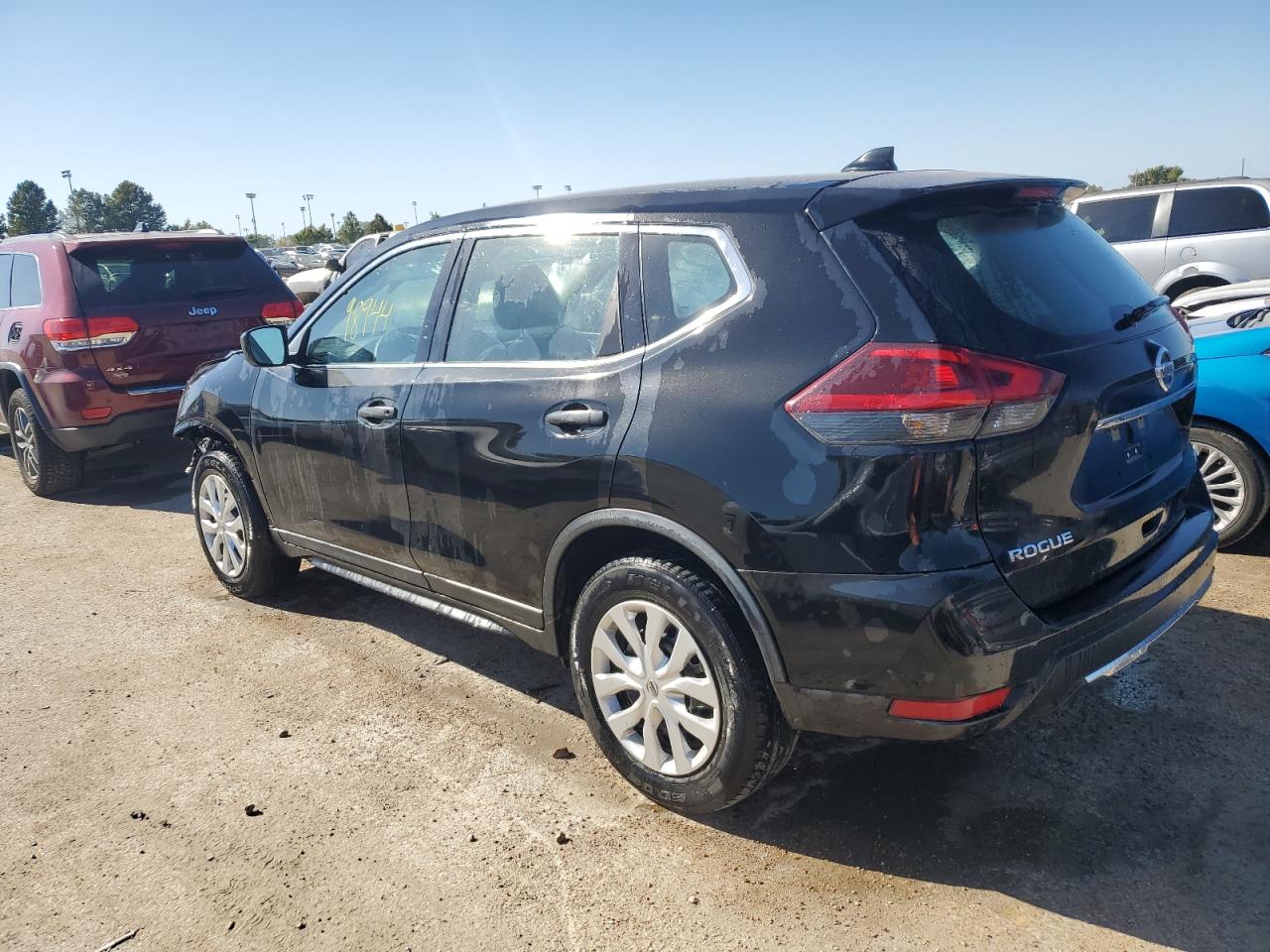 Изображение 2 2020 NISSAN ROGUE S 2020 с VIN KNMAT2MV2LP527434