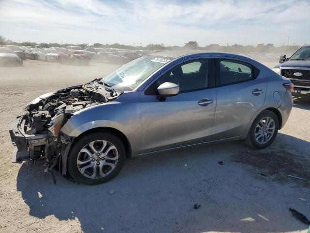 Изображение 2016 Toyota Scion 2016