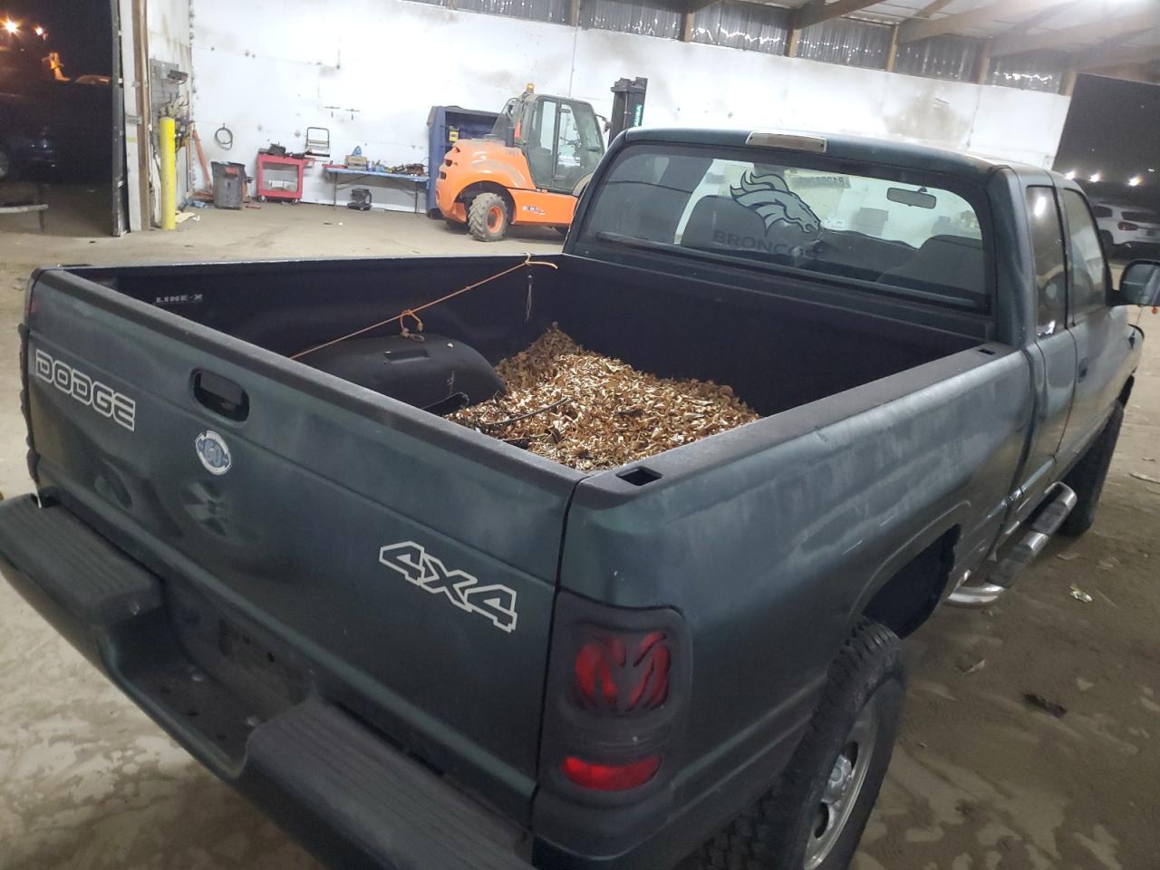 Изображение 3 2001 DODGE RAM 1500  2001 с VIN 3B7HF13Y81M250271