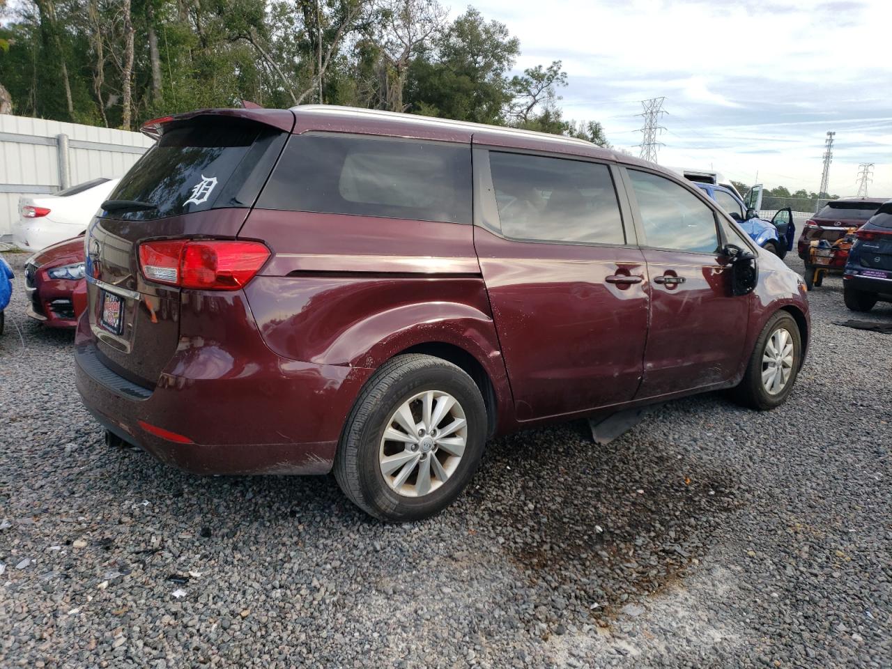 Image 3 of 2016 KIA SEDONA LX 2016 with VIN KNDMB5C16G6148965