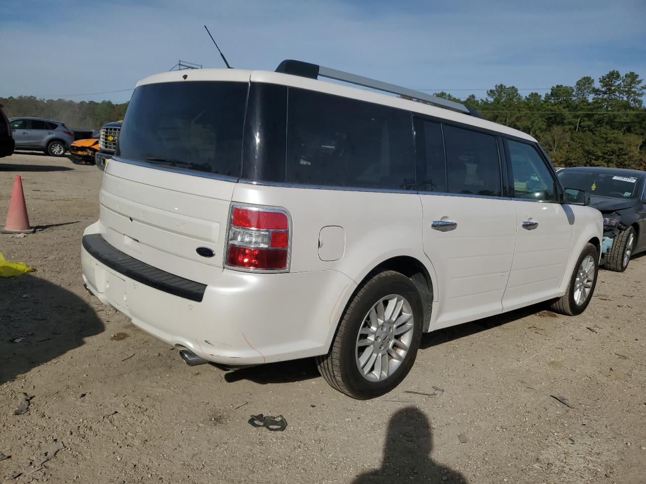 Image 3 of 2019 FORD FLEX SEL 2019 with VIN 2FMGK5C86KBA27854