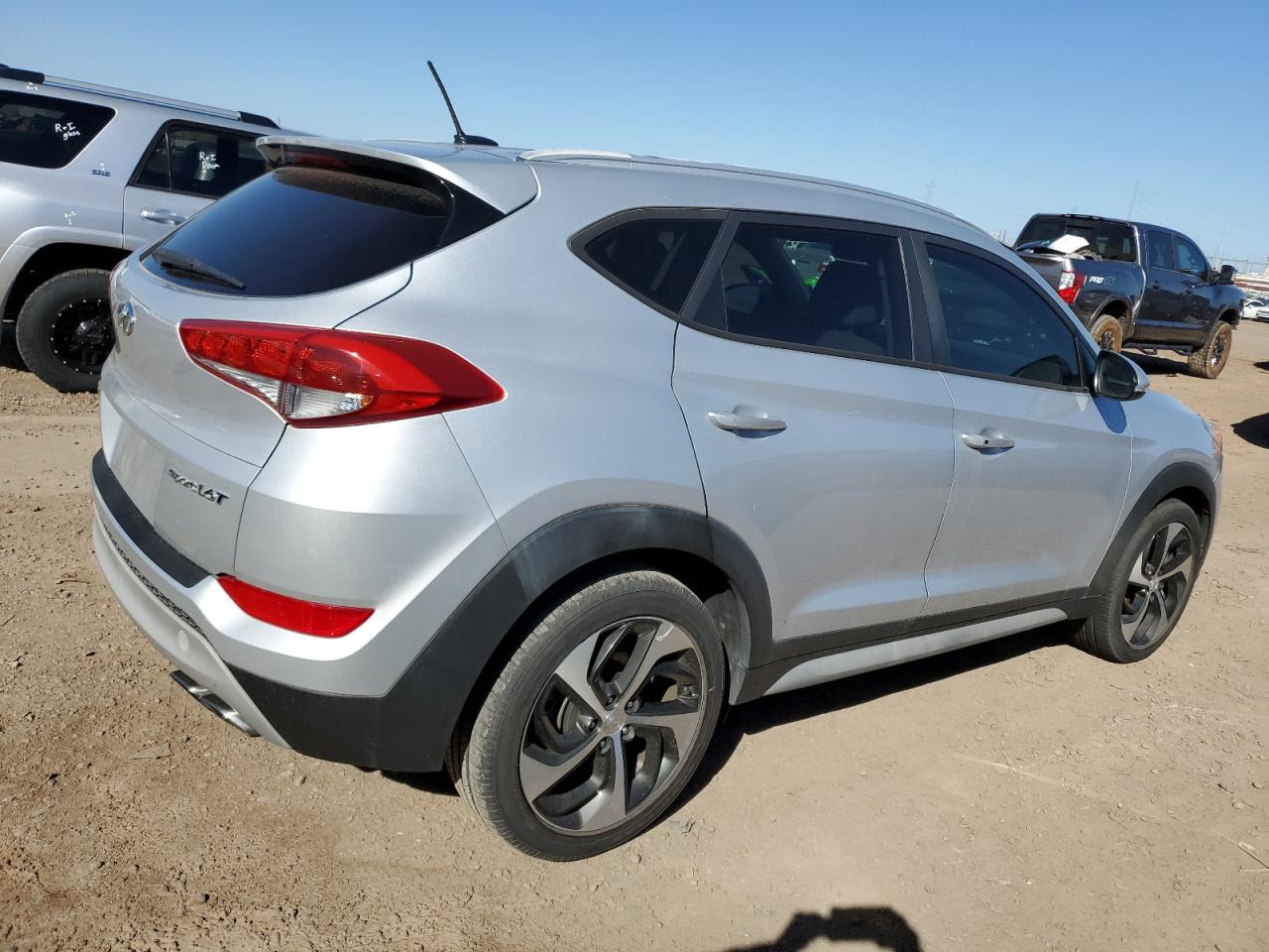 Изображение 3 2017 HYUNDAI TUCSON LIMITED 2017 с VIN KM8J33A26HU370558