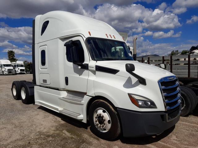2020 FREIGHTLINER CASCADIA 126  2020 image