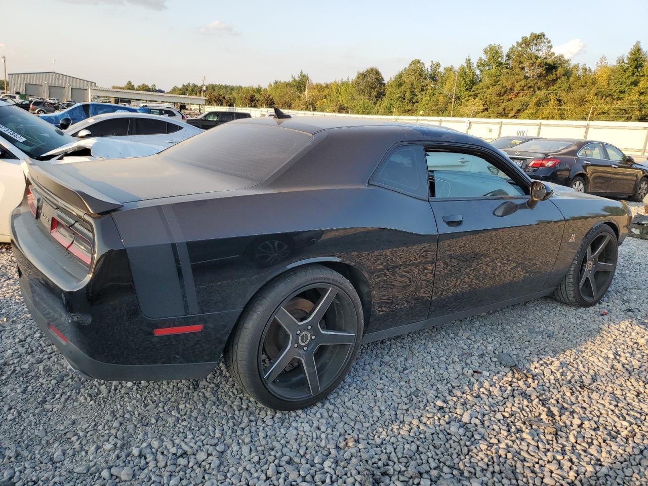 Изображение 3 2015 DODGE CHALLENGER R/T SCAT PACK 2015 с VIN 2C3CDZFJ4FH910474