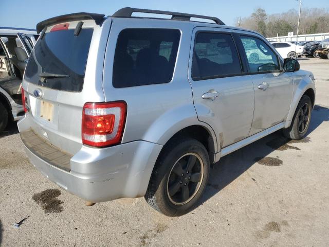 Obraz 3 z 2010 FORD ESCAPE XLT 2010 z VIN 1FMCU0D76AKA55966