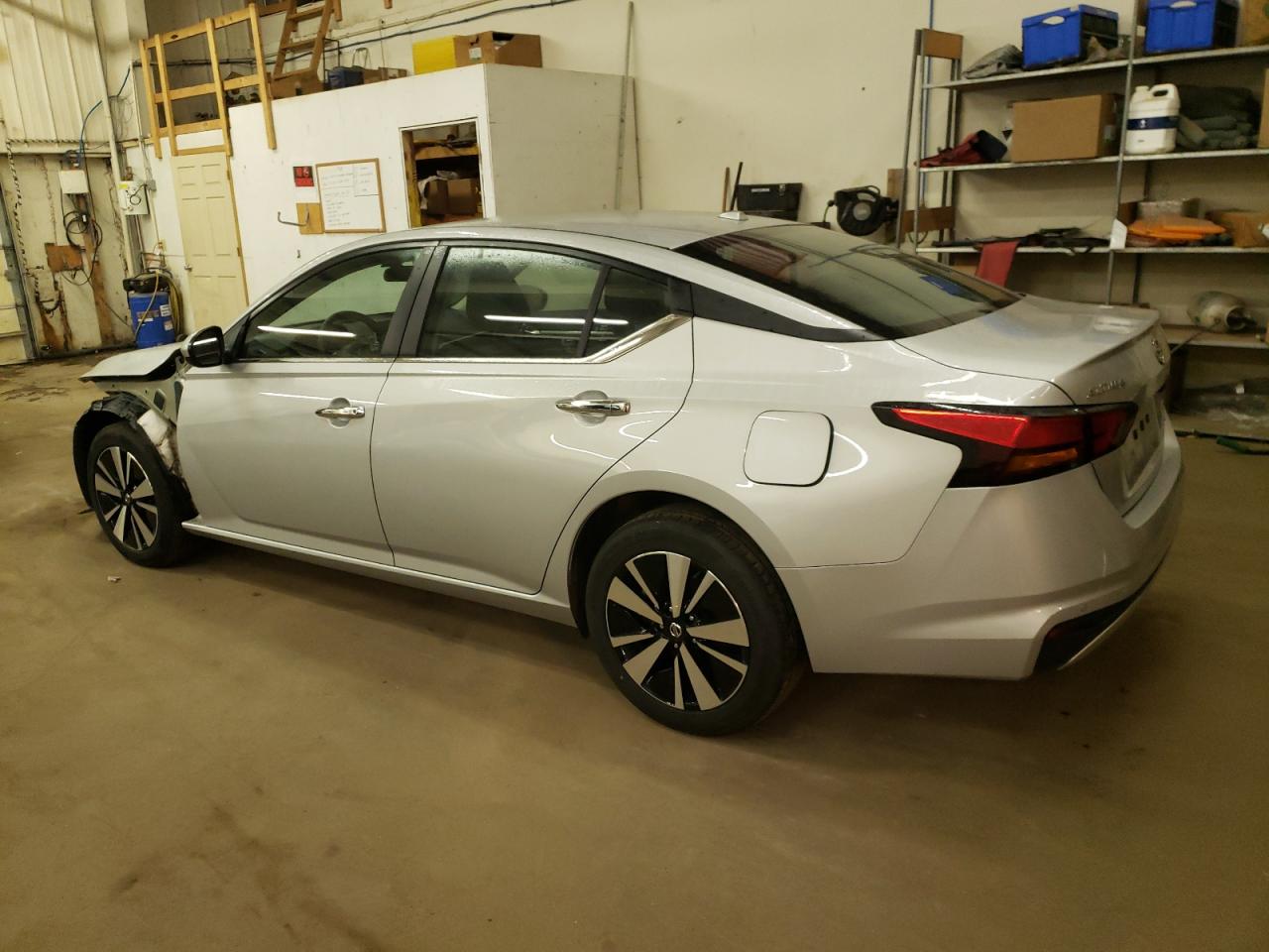 Изображение 2 2022 NISSAN ALTIMA SV 2022 с VIN 1N4BL4DWXNN350922