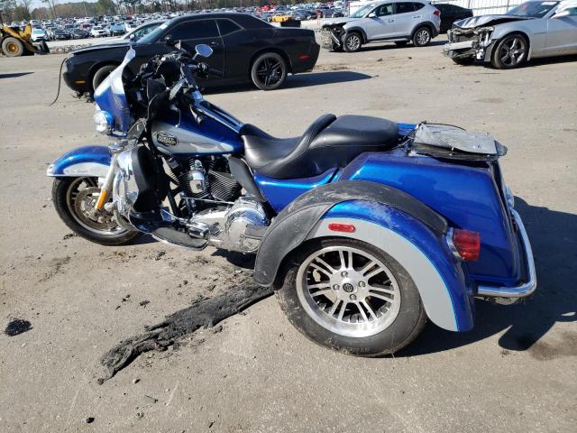 Изображение 3 2010 HARLEY-DAVIDSON FLHTCUTG  2010 с VIN 1HD1MAM39AB852631