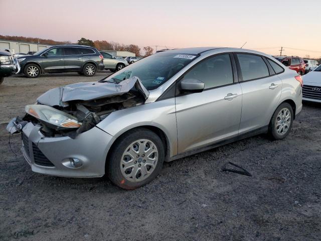Image 1 of 2012 FORD FOCUS SE 2012 with VIN 1FAHP3F23CL256781