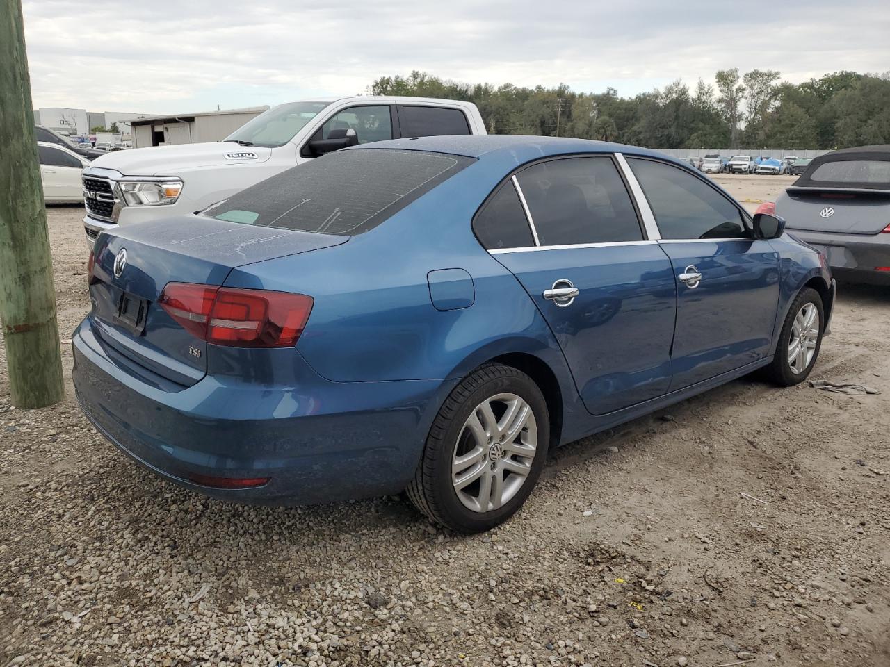 Image 3 of 2018 VOLKSWAGEN JETTA S 2018 with VIN 3VW2B7AJ0JM215019