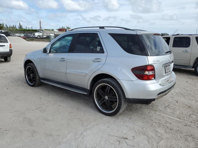 Изображение 2 2007 MERCEDES-BENZ ML 500 2007 с VIN 4JGBB75E67A280488
